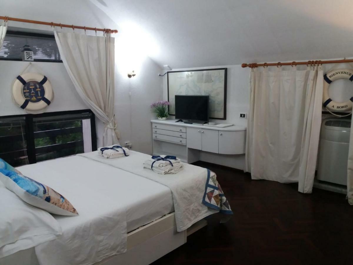 B&B Arechi Salerno Luaran gambar